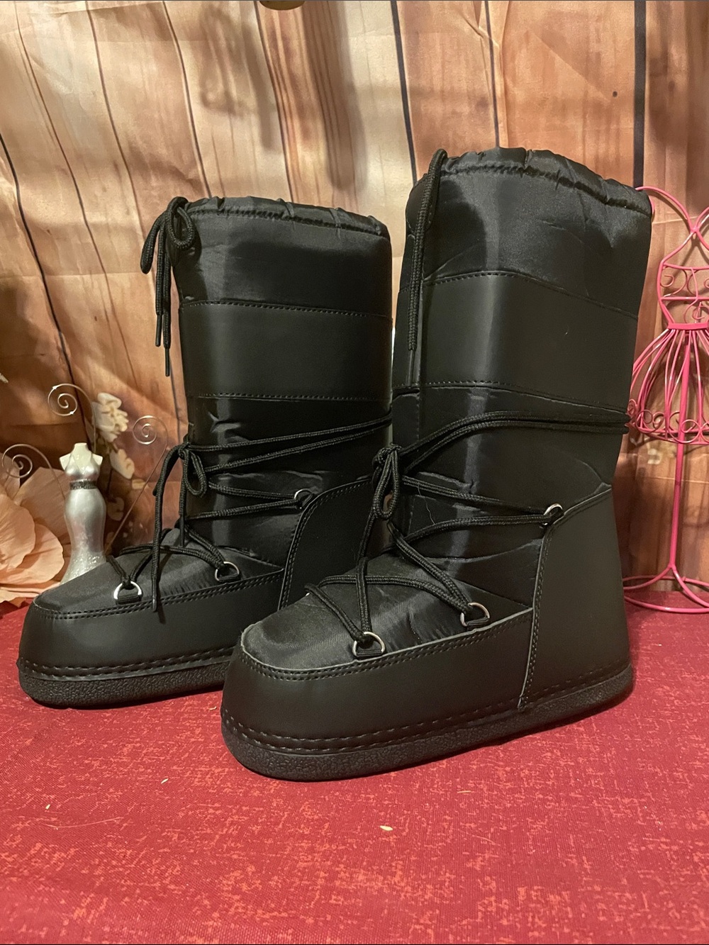 Fashion Nova Black Women's Insulated Winter Lace-Up Boots